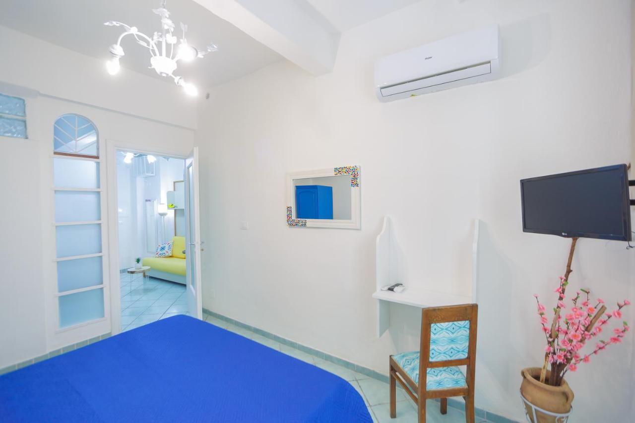 Apartamento Ti Porto Al Centro Unforgettable Moments Salerno Exterior foto